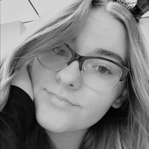 Meet your Posher, Alana